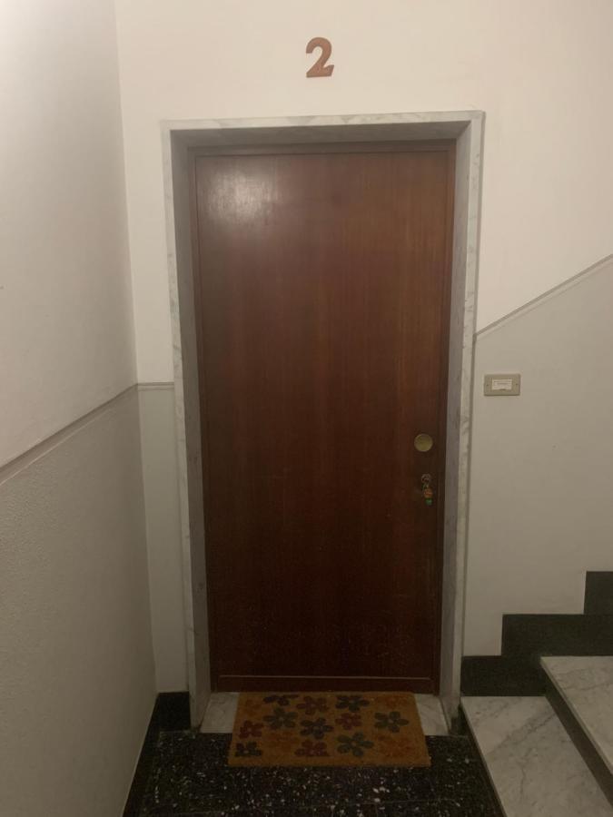 Casa Bianca 2 - Confortevole In Centro A 모네글리아 외부 사진